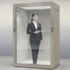 86-дюймовая двусторонняя голографическая кабина с AI-моделью человека