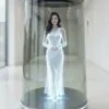 75-дюймовый цилиндрический голографический дисплей Kaywoon с AI-ассистентом
