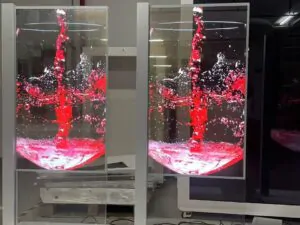 Прозрачный OLED экран с эффектом парящего изображения для бизнеса